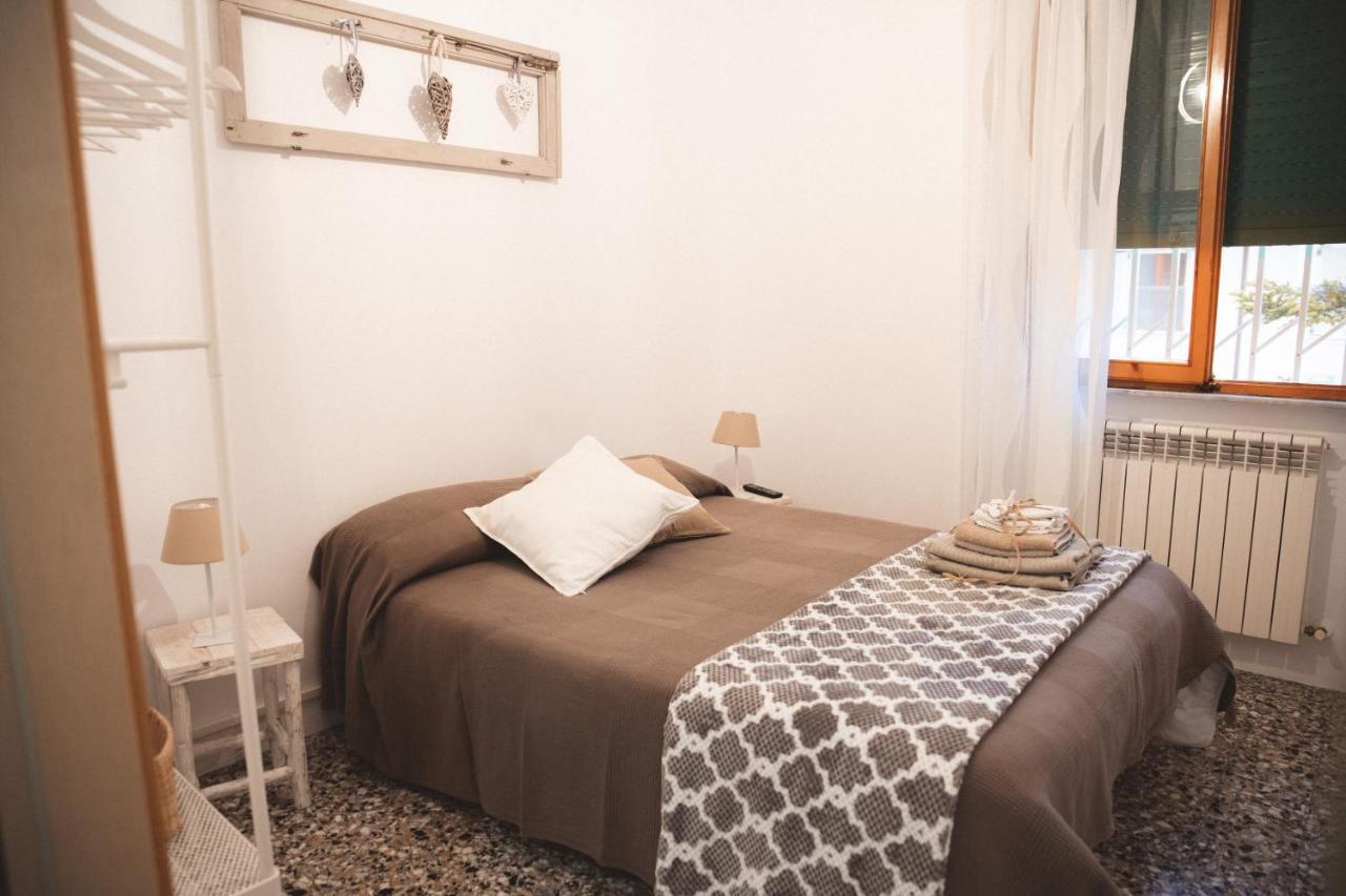 Accogliente Casa Livorno Bed & Breakfast Exterior photo